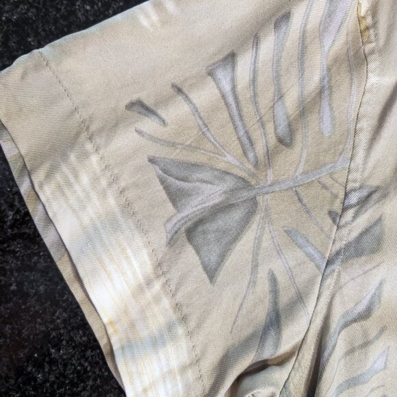 Vintage MONDANGO SILK Hawaiian Mens Short Sleeve - Picture 5 of 7